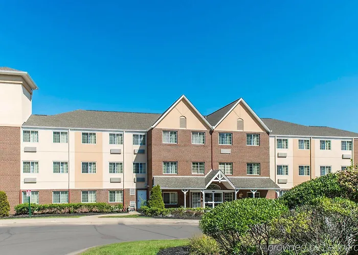 Mainstay Suites Pittsburgh Airport