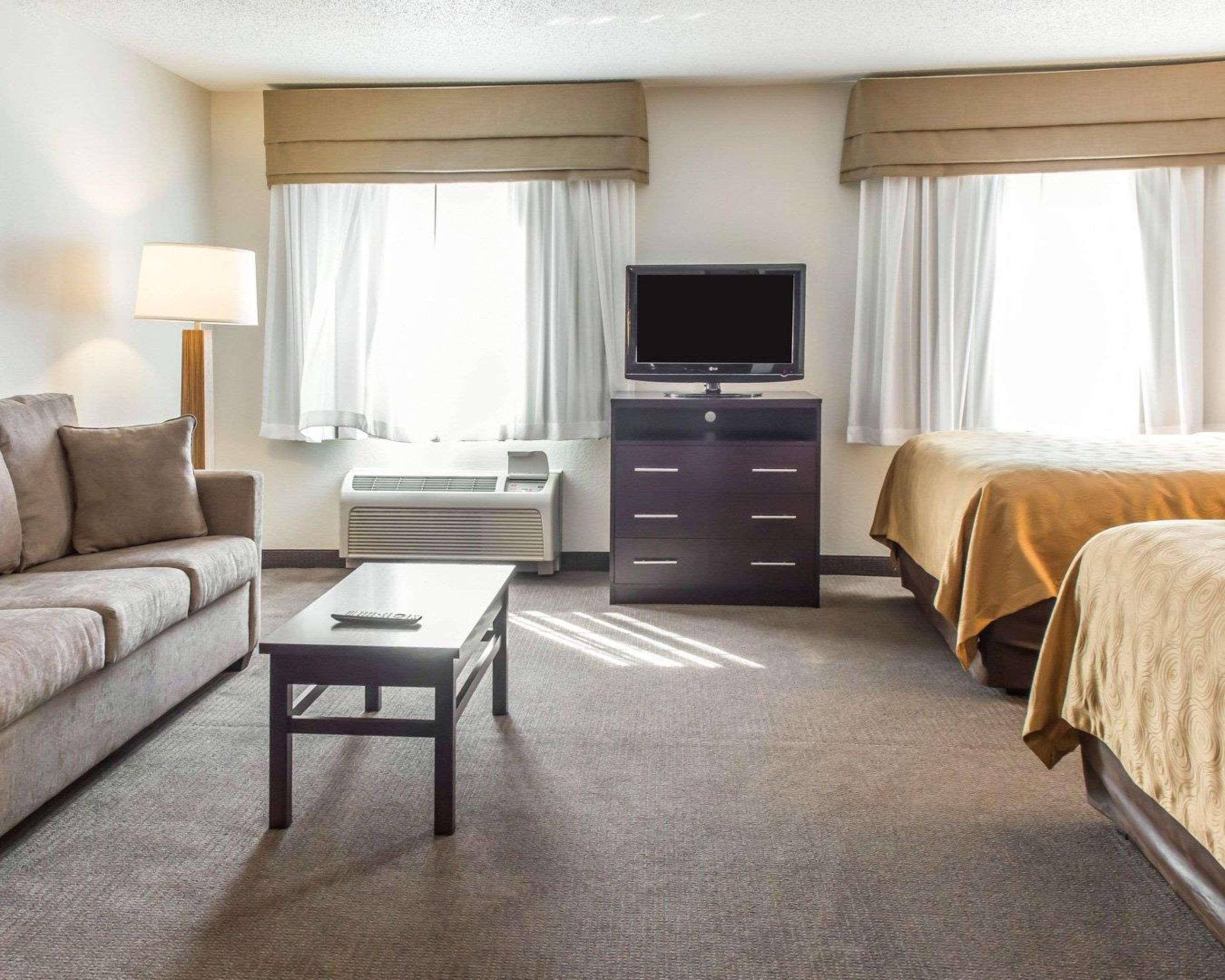 Mainstay Pittsburgh Airport Hotel 2*