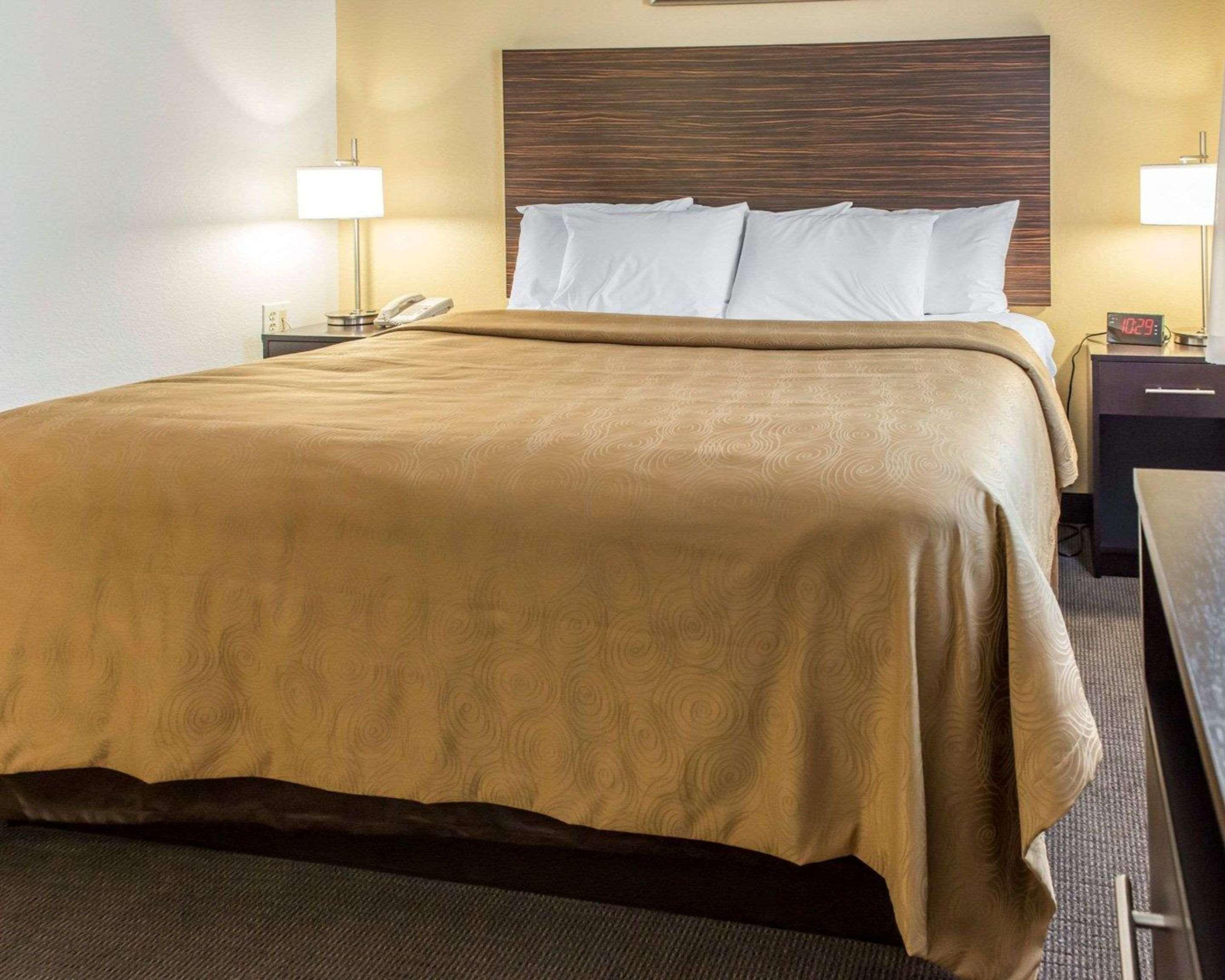 Mainstay Pittsburgh Airport Hotel